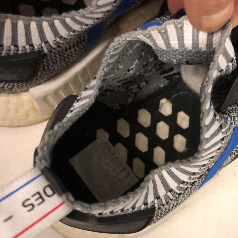 Adidas Nmd R1 PK Prime Knit Tri-Color 3 Stripe BB2888 Gray & Black Men’s Sz‎ 7